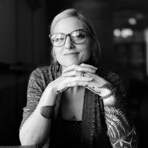 Meet your Posher, Elizabeth
